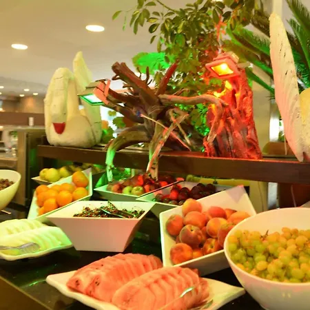 Manaspark Deluxe ホテル