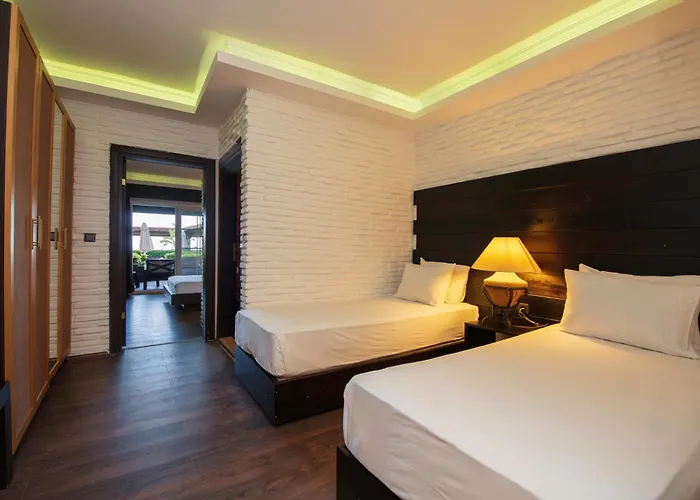 Hotel Manaspark Deluxe Oludeniz