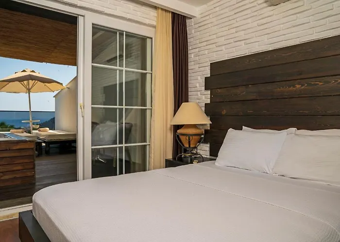 Hotel Manaspark Deluxe Oludeniz