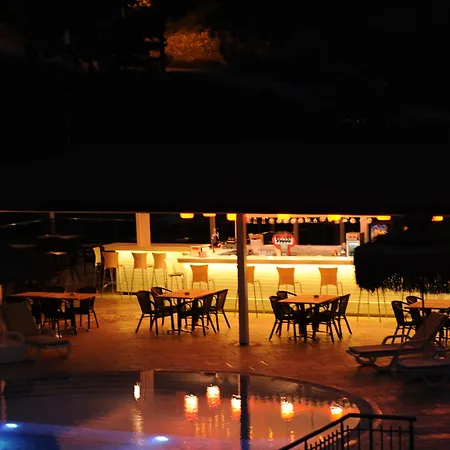 Ξενοδοχείο Manaspark Deluxe 4*