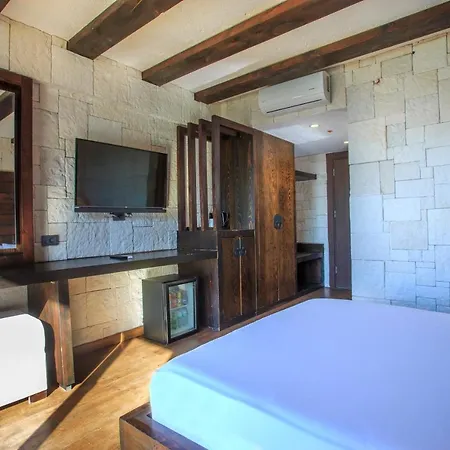 Hotell Manaspark Deluxe