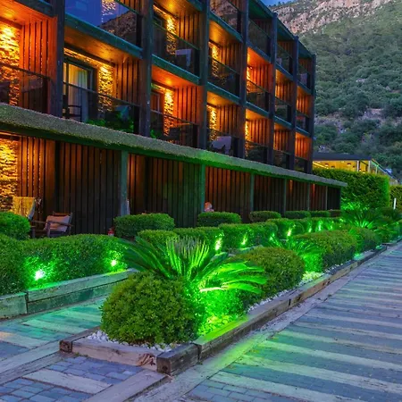 Manaspark Deluxe 4* Oludeniz