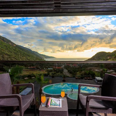 Manaspark Deluxe 4* Ολουντενίζ