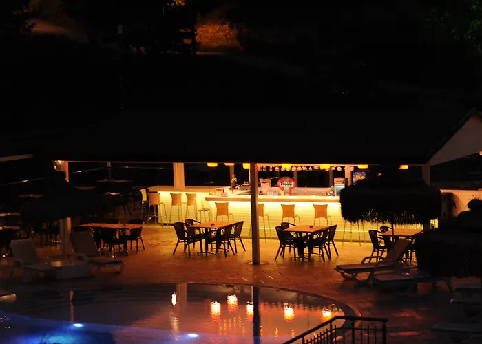 Otel Manaspark Deluxe 4*